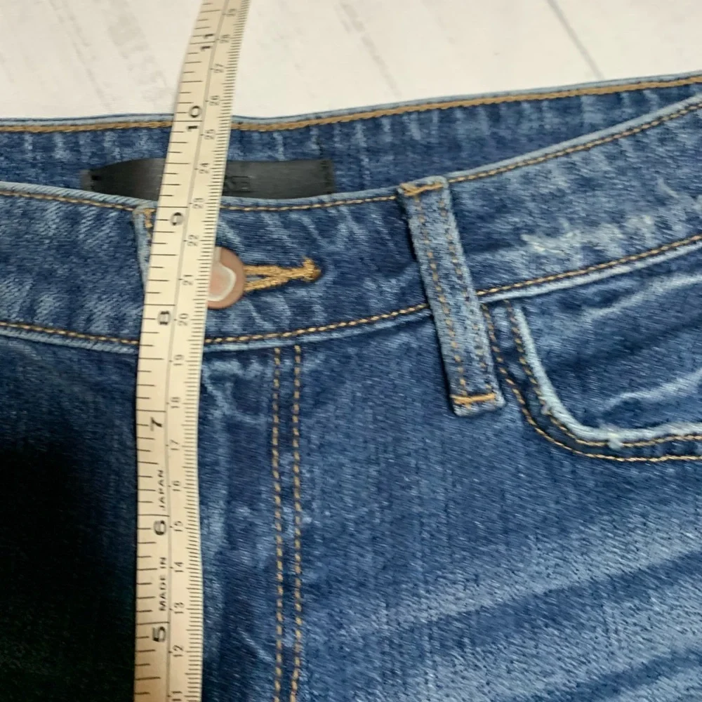 Joe’s jeans cuffed Denim Shorts. Size 26. - Picture 6 of 7
